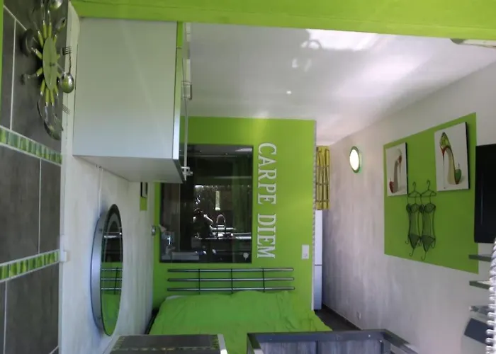 6, Port Nature 1 Au Village Naturiste *